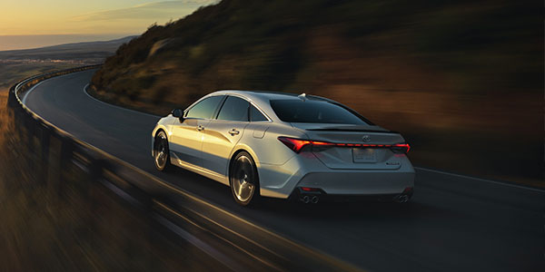 2020 Toyota Avalon performance