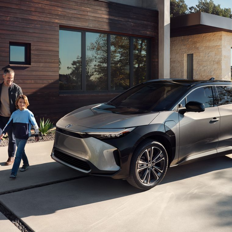 2024 Toyota bZ4X - Findlay Toyota
