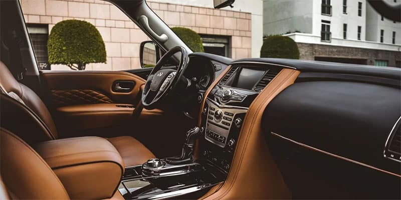 INFINITI QX80 Interior