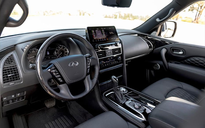 INFINITI QX80 Interior