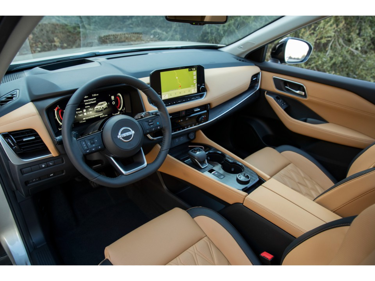 2023 Rogue Interior