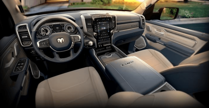 2019 RAM 1500 - Interior