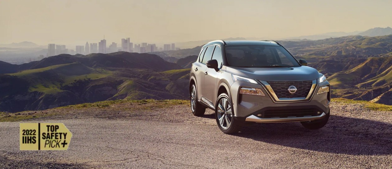 Nissan's 2021 Rogue Shows How Wireless CarPlay Is a Game Changer