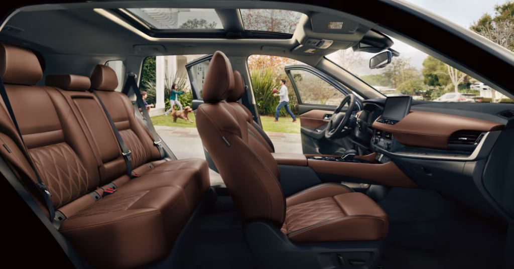 interior seats of the 2025 Nissan Rogue