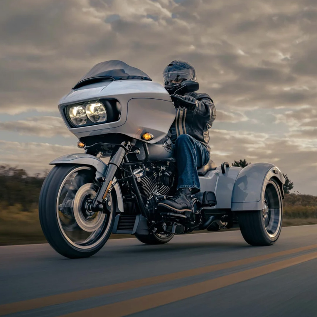 2024 Road Glide - Front View