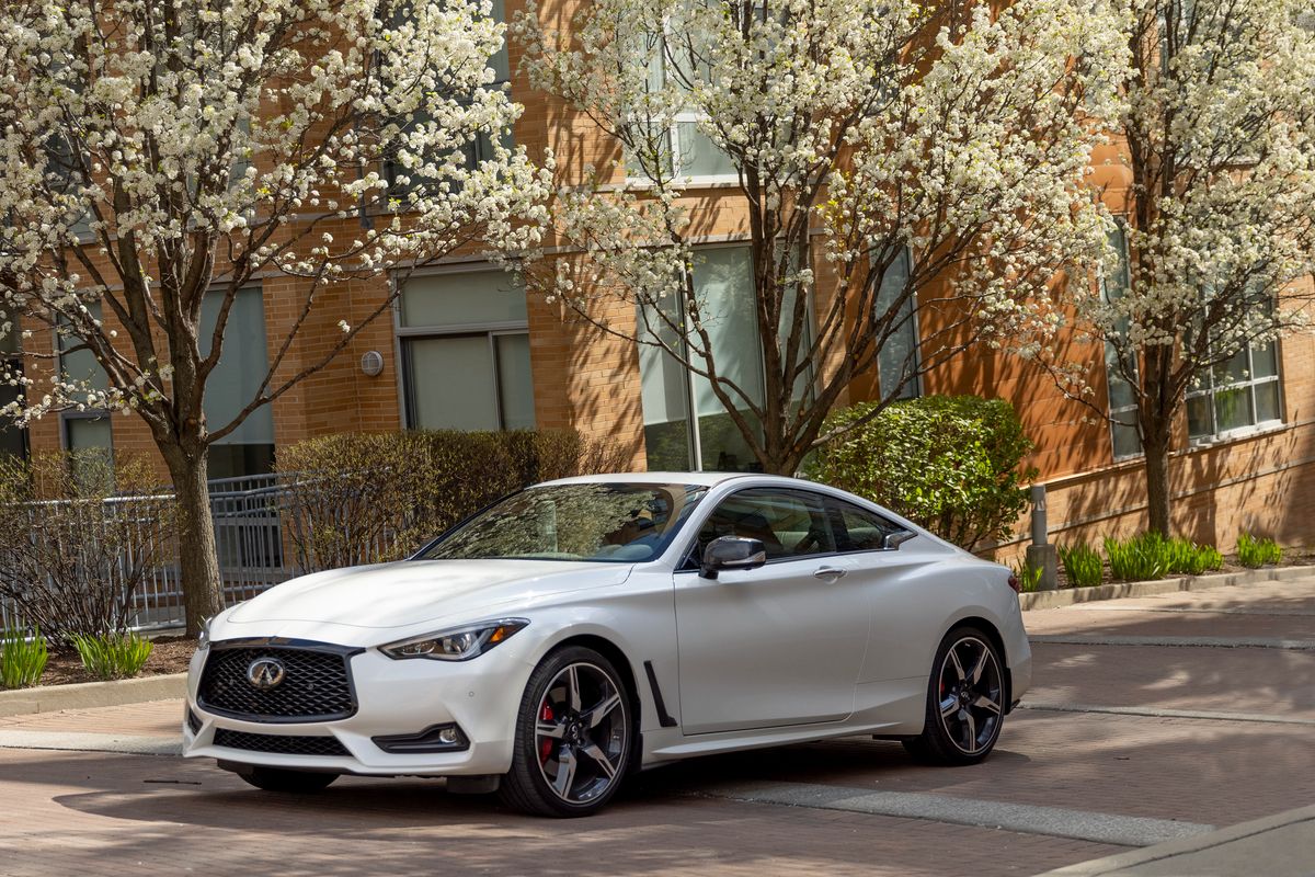 2022 INFINITI Q60 Exterior Driver Side Front Profile