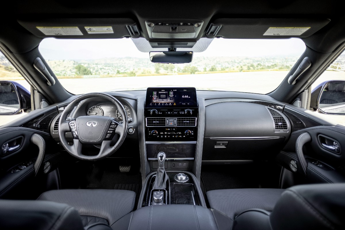 2022 INFINITI QX80 Interior Cabin Dashboard