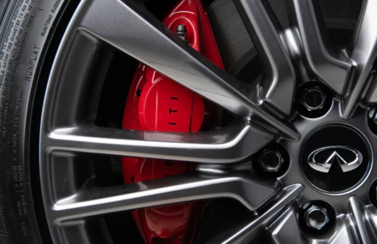 INFINITI brakes