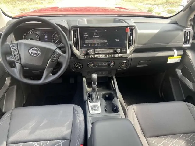 2026 Nissan Frontier exterior