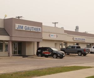 Jim Gauthier Chevrolet Collision Centre