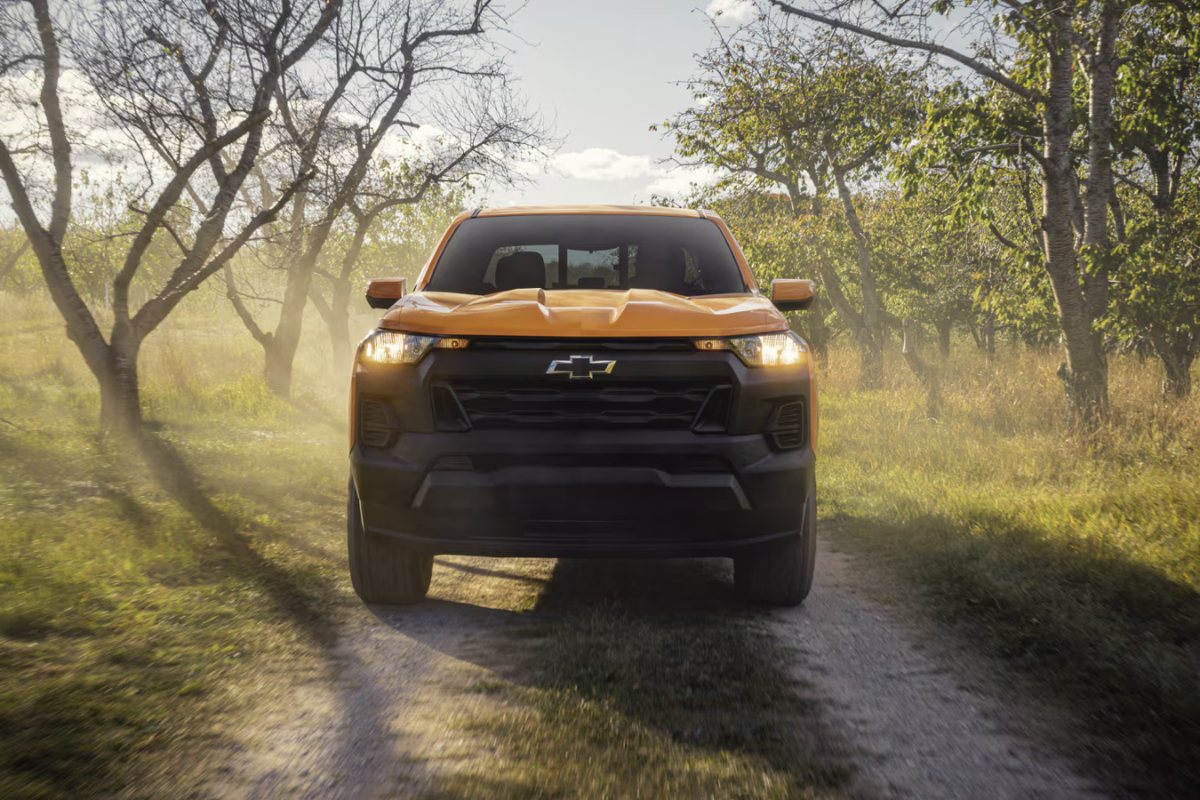 2026 Chevrolet Colorado Front View