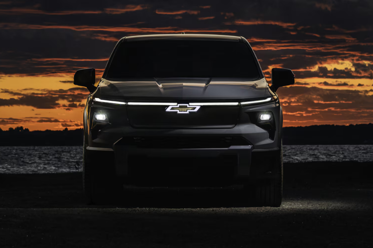 2026 Chevrolet Silverado EV exterior lights