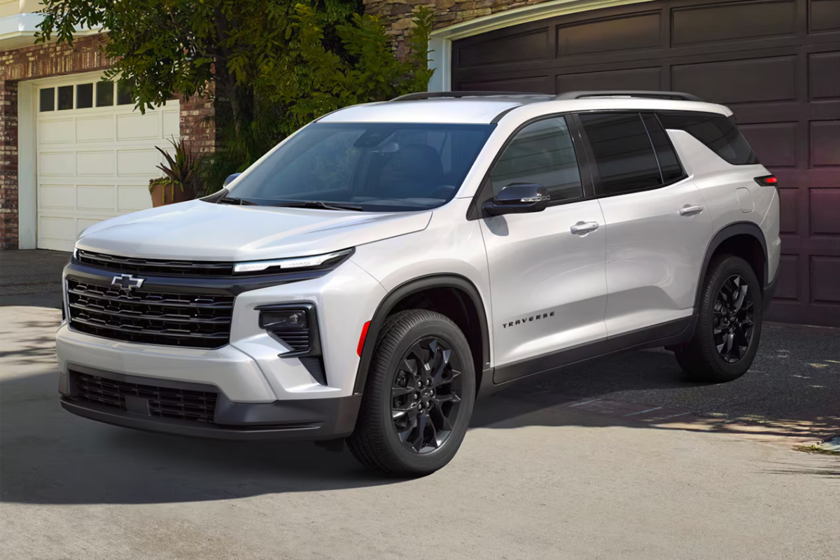 2026 Chevrolet Traverse exterior