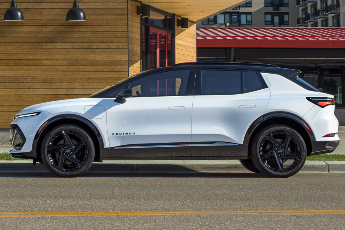 2026 Chevrolet Equinox EV side view