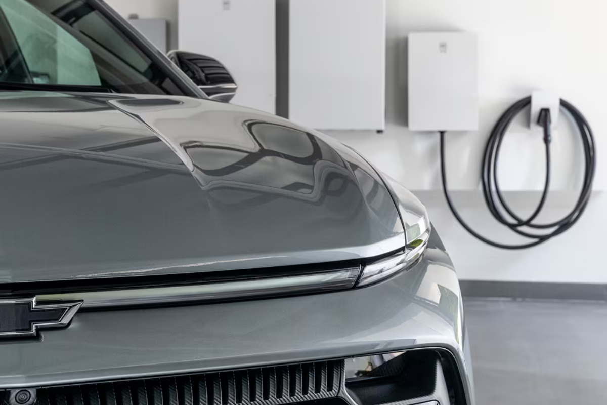 2026 Chevrolet Equinox EV charger