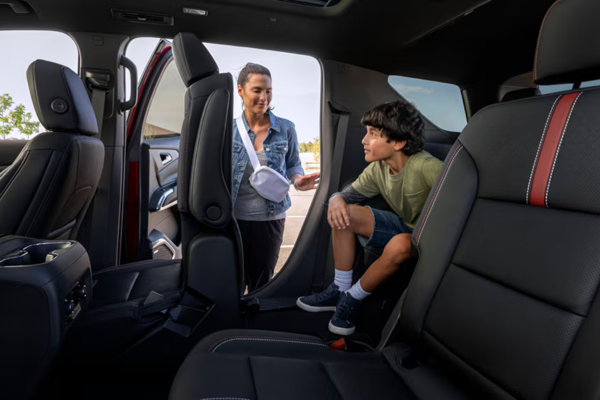 2026 Chevrolet Traverse interior