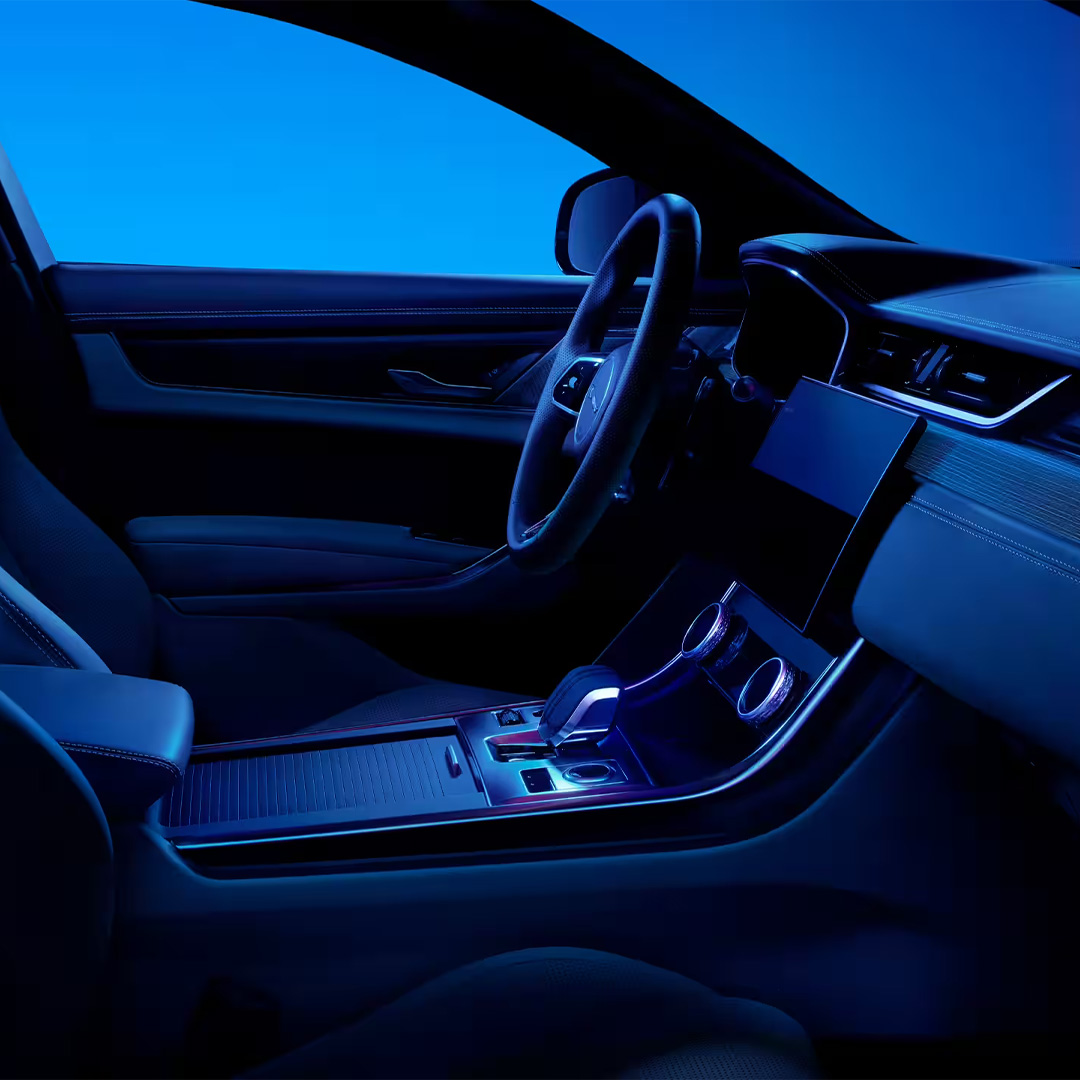 2024 XF - Interior