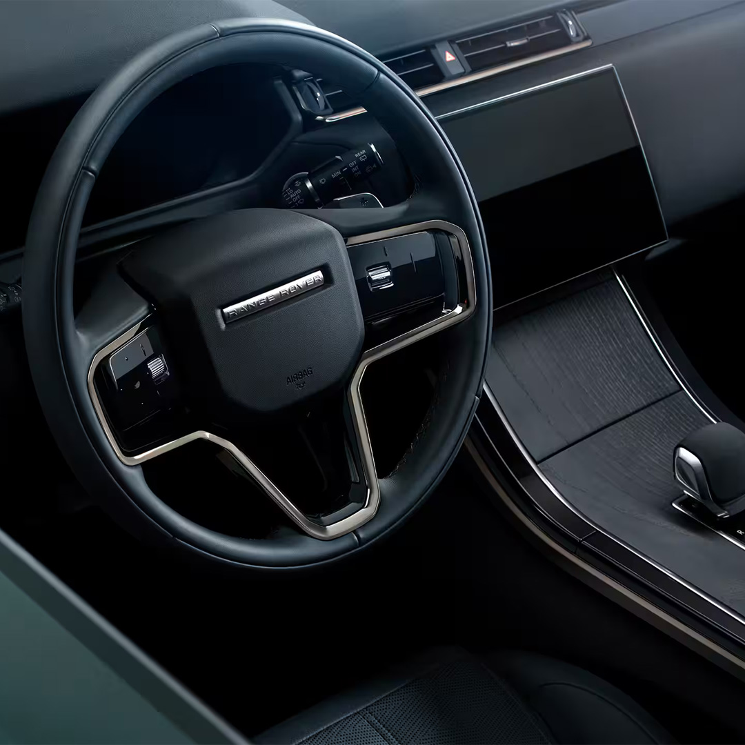 2024 Range Rover Velar - Steering wheel