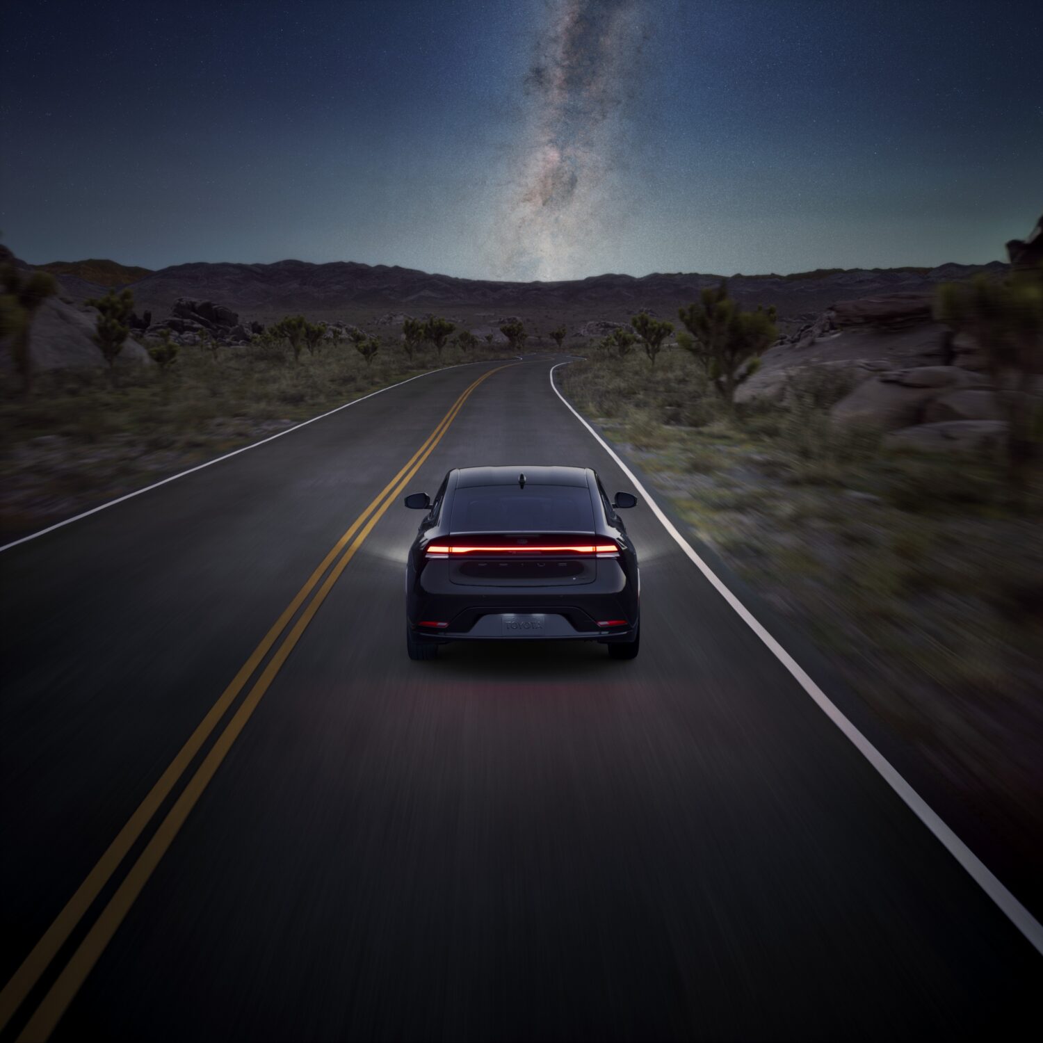 Toyota_Prius_Nightshade_