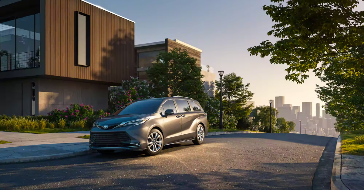 2023 Toyota Sienna - In front of Building