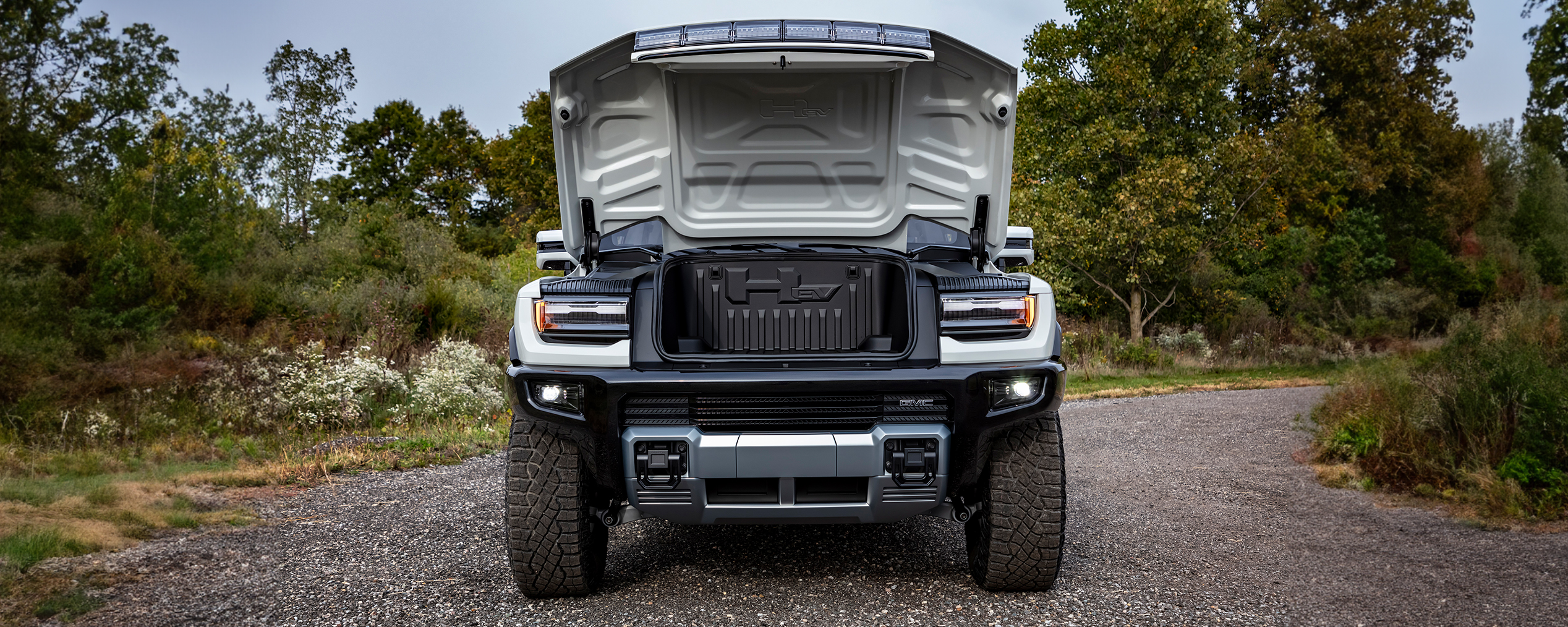 2024 Hummer EV pickup frunk