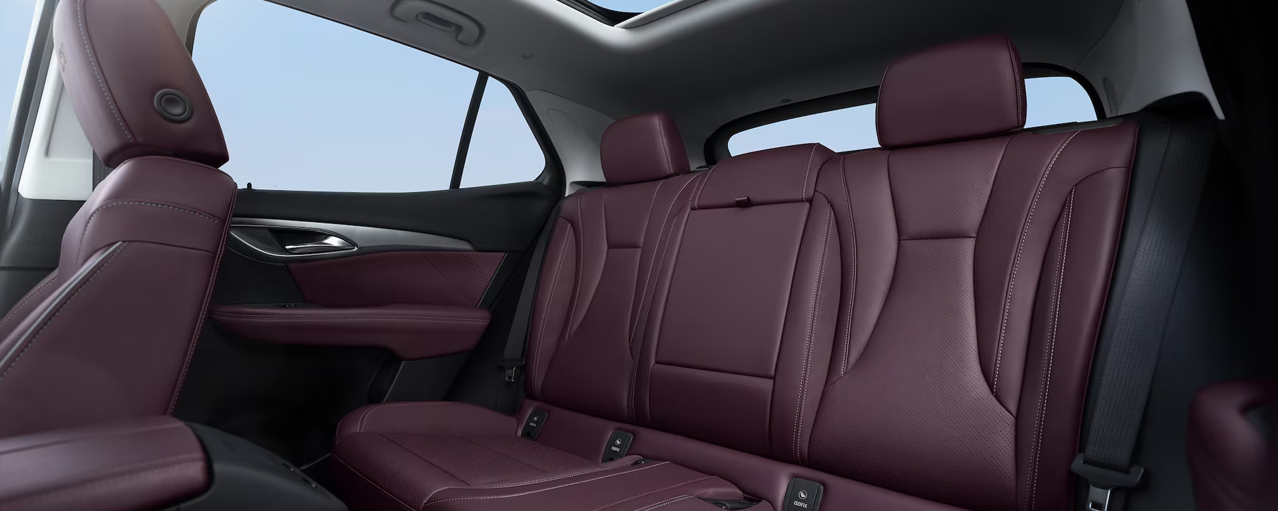 2025 Buick Envision front three-quarters view