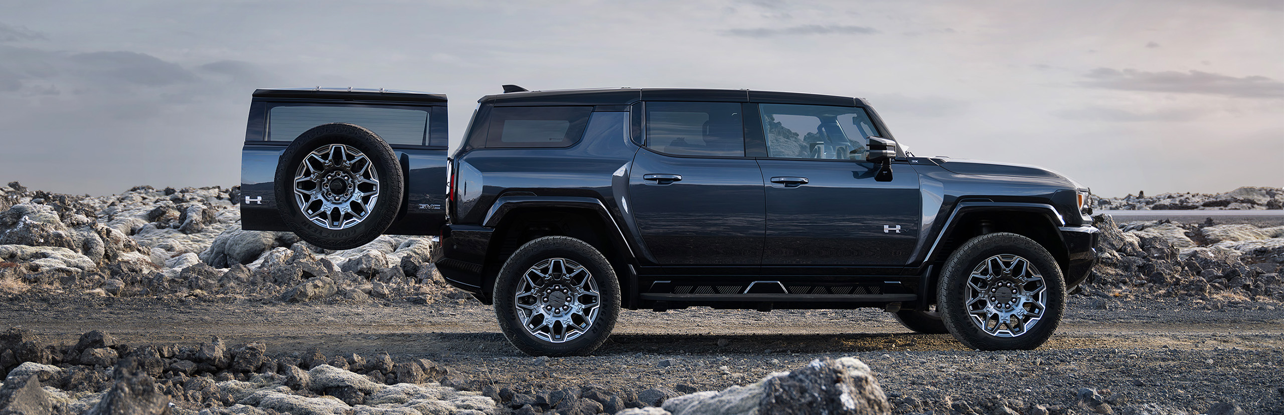 HUMMER EV SUV design features