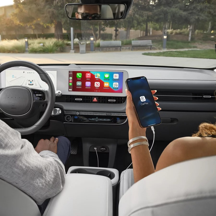 Apple CarPlay® or Android Auto™