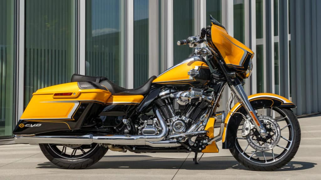 https://static.foxdealer.com/934/2023/01/2022-Harley-Davidson-CVO-Street-Glide-header-01-1024x575-1.png