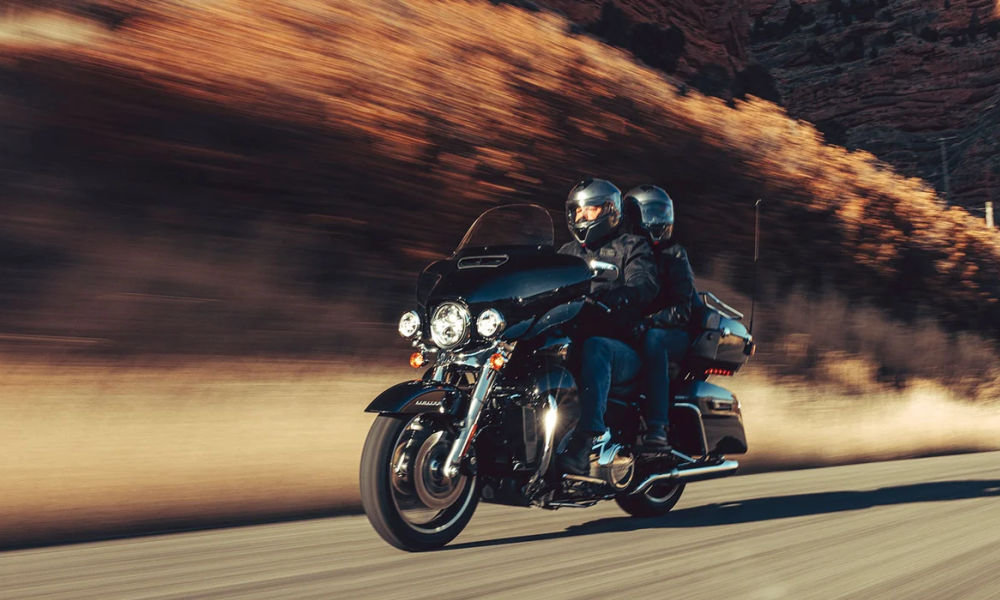 Premium excursions await with the 2023 Harley-Davidson® Ultra Limited ...