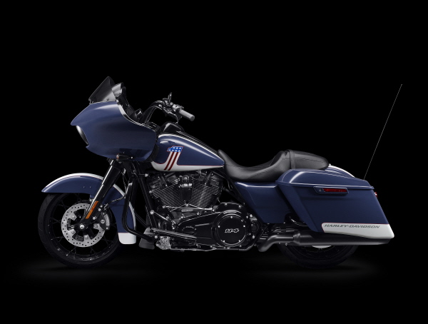 ROAD GLIDE® SPECIAL