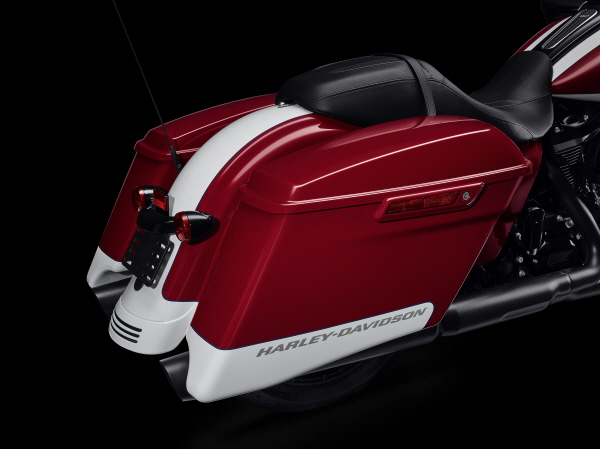 ROAD GLIDE® SPECIAL