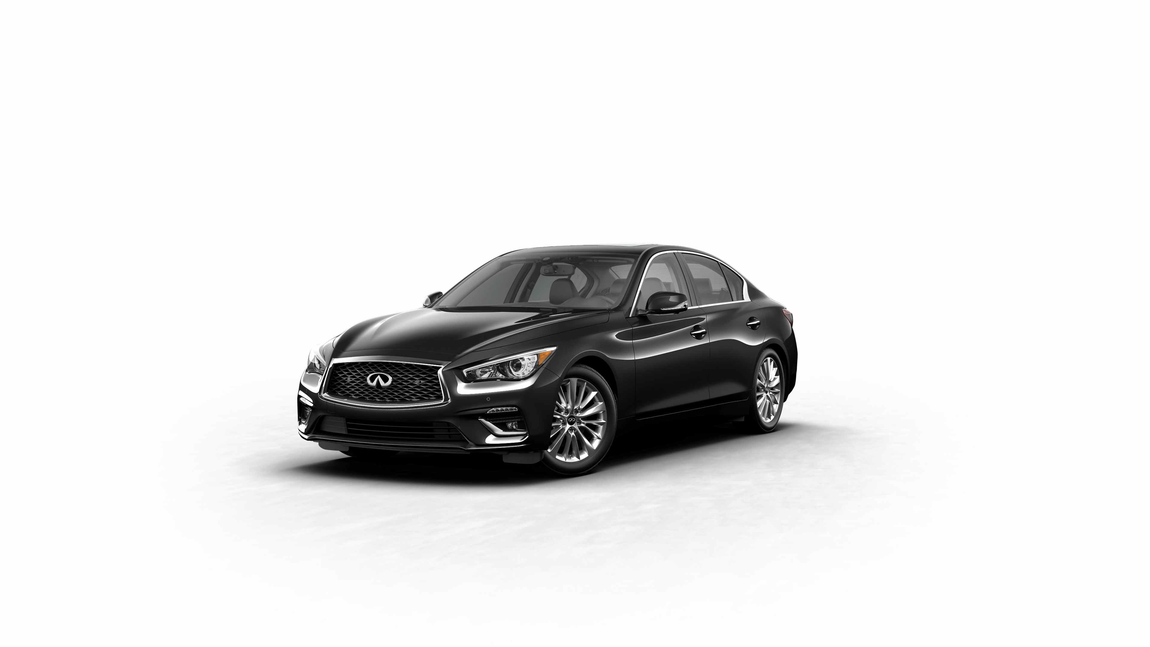 2022 Q50 LUXE